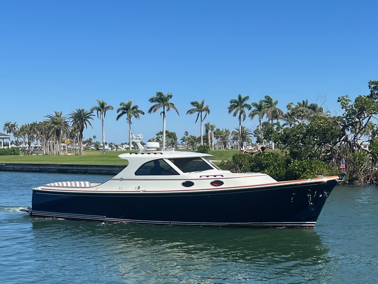 7 - Emerald Pacific Yachts